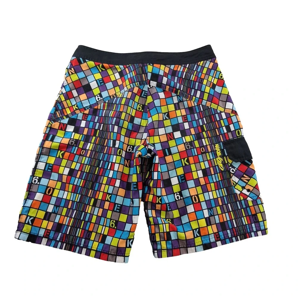 Nike 6.0 Board Shorts Mens 28 Multicolor Grid Graphic Cargo Pocket Swim Trunks